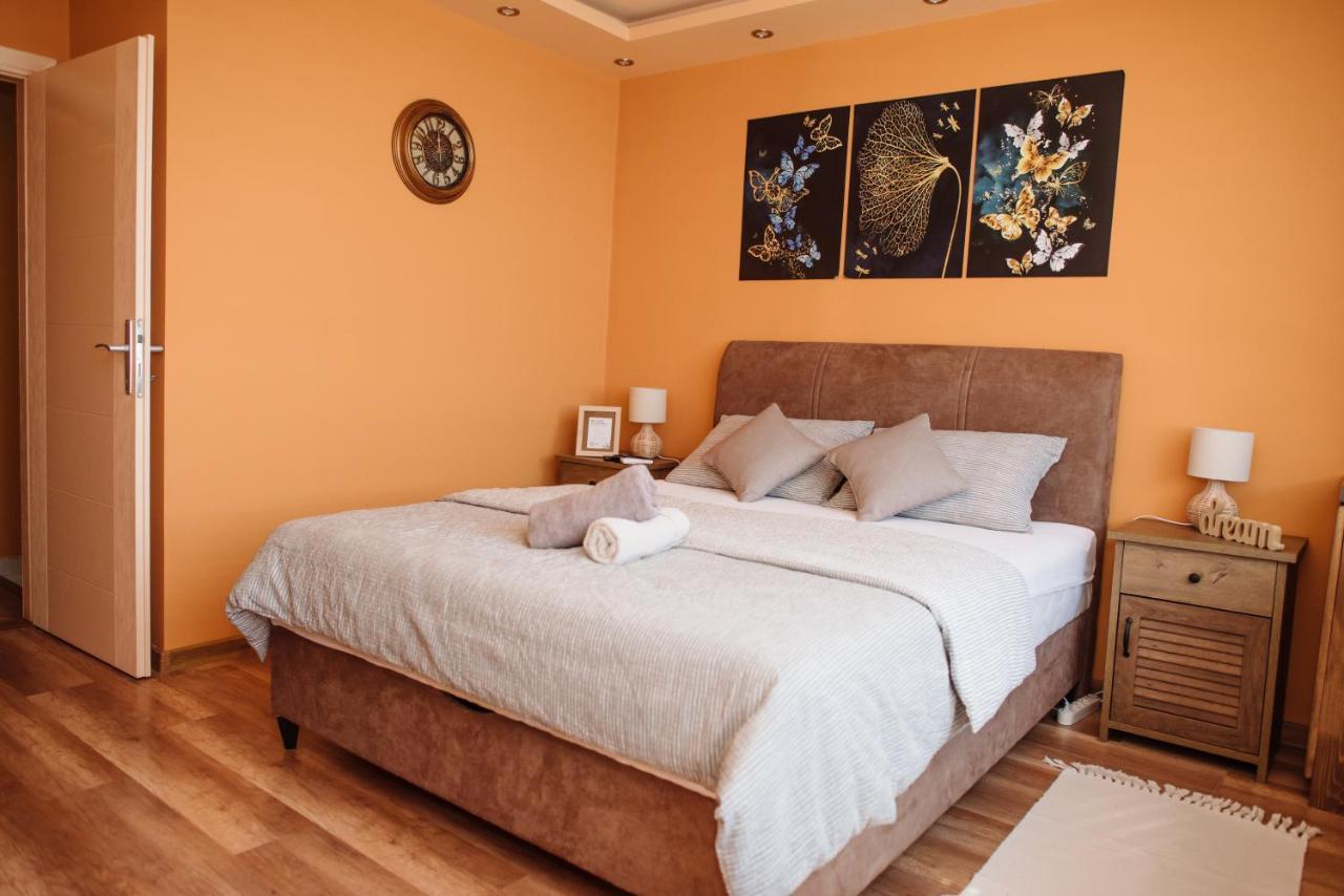 Lara Apartman Apartment Subotica Ngoại thất bức ảnh