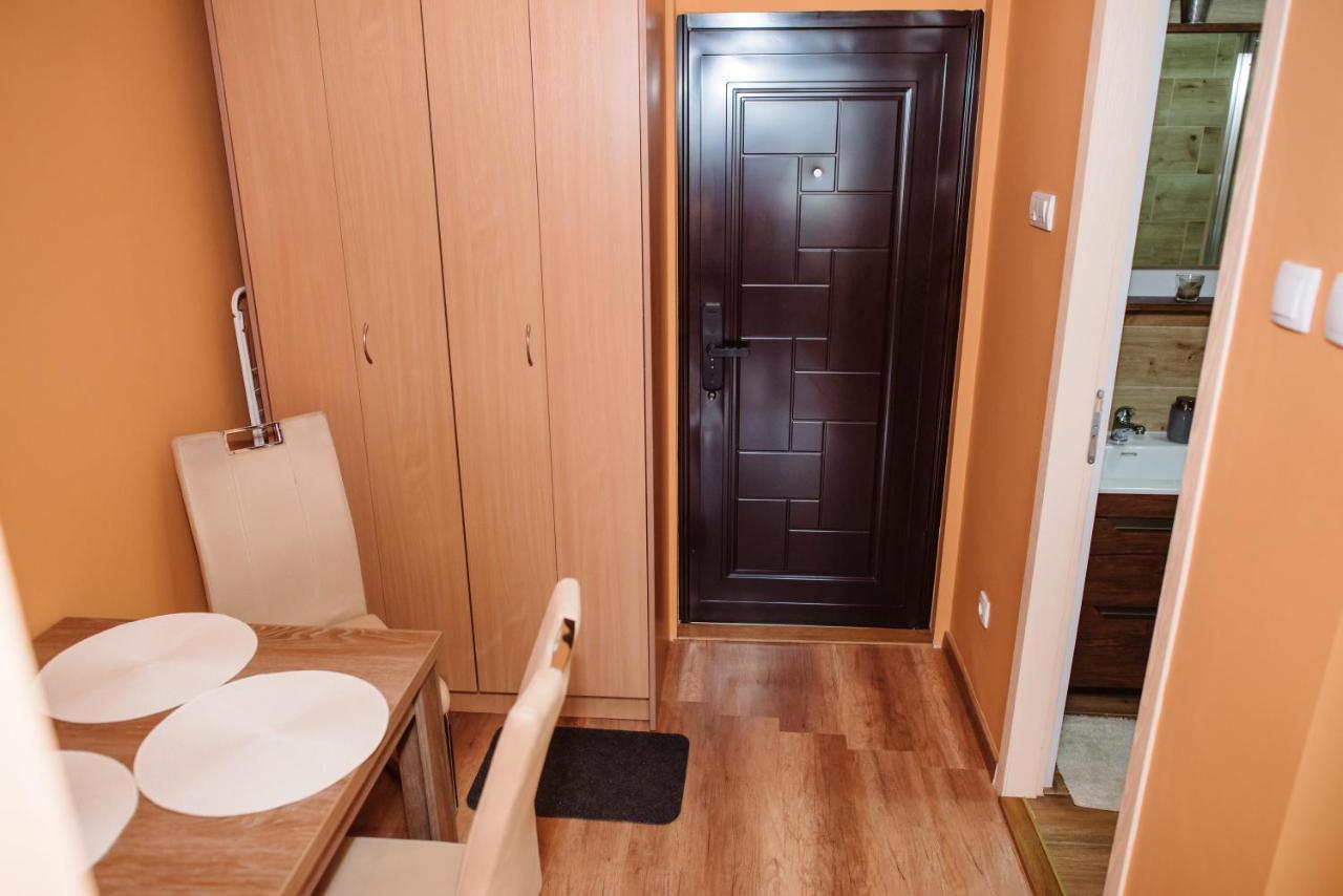 Lara Apartman Apartment Subotica Ngoại thất bức ảnh